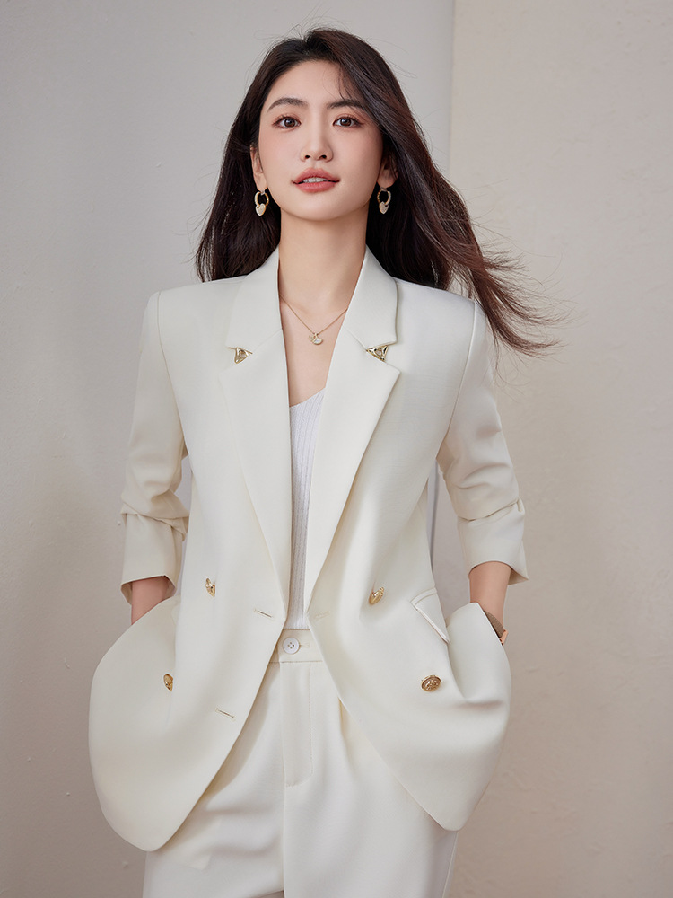 Cross-Border Off-White Casual Suit Set for Women, New Spring and Autumn Style, High-End, Elegant, Slim-Fit, Petite Suit Jacket - Image 4