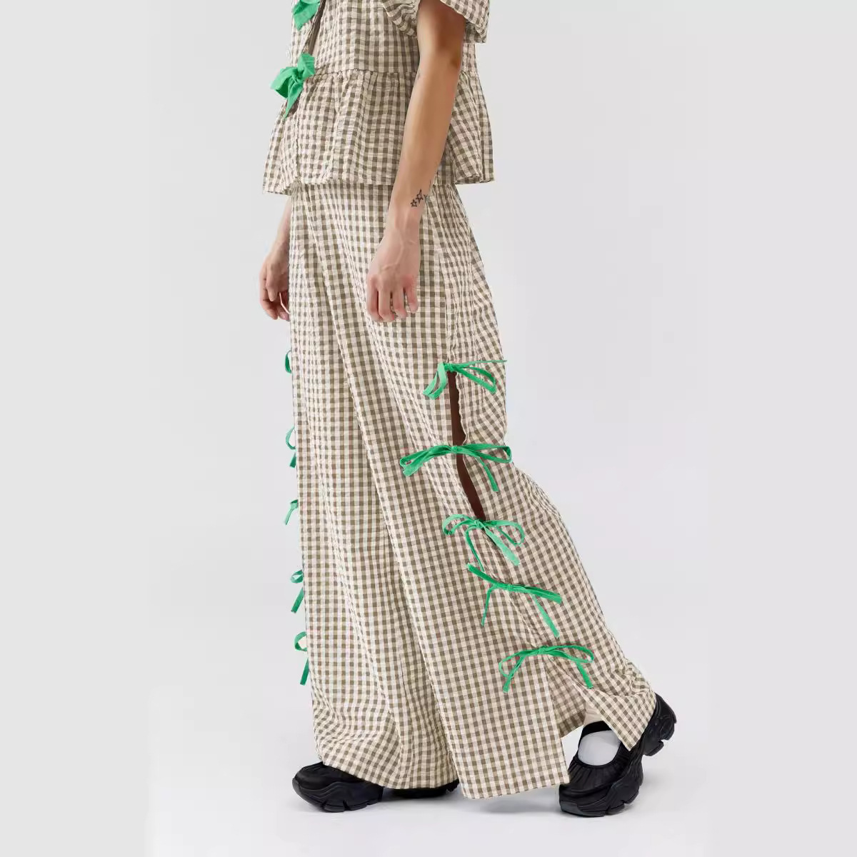 2025 Autumn European and American Cross-border New Women's Plaid Trousers Fashion Split Thin Belt Loose Plaid Trousers Women - Image 3