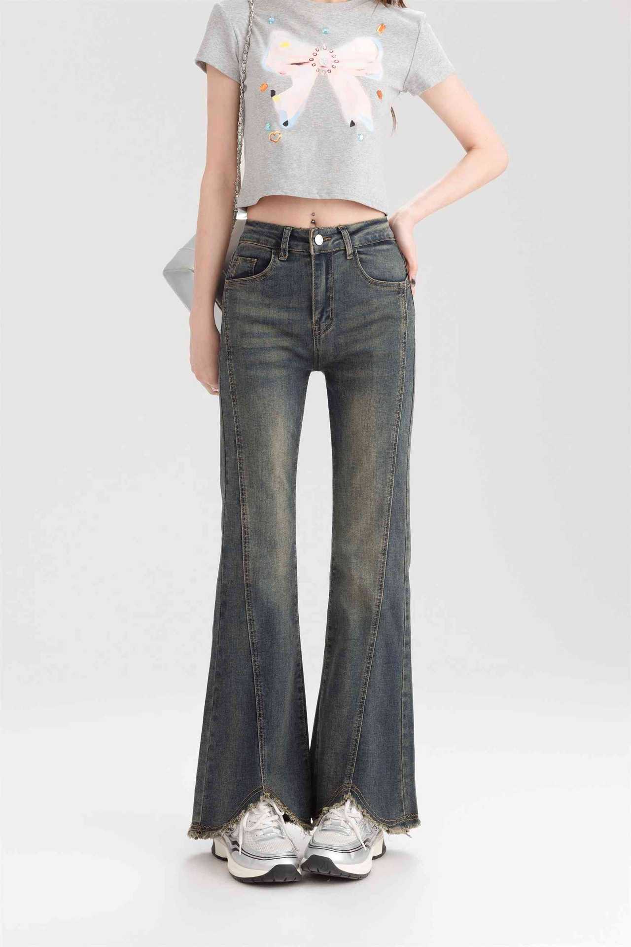 Light-Colored Raw Edge Bootcut Jeans for Women 2025 New Spring and Autumn High-Waisted Petite Bell-Bottom Jeans for Women - Image 4