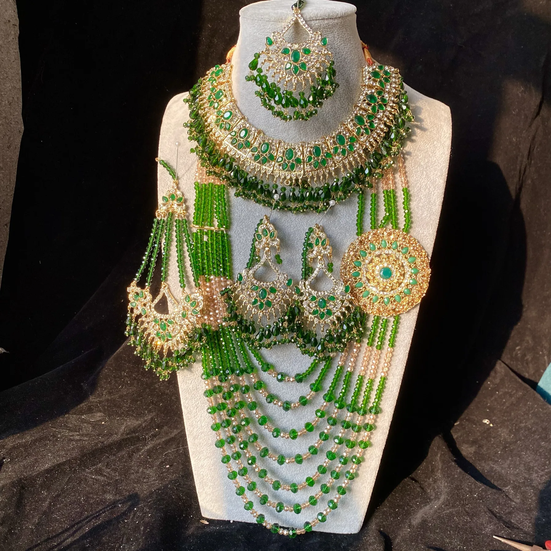 Indian and Pakistani Jewelry Set Decorations Exotic Style Studio Photo Wedding Bride Ancient Style Belly Dance - Image 15