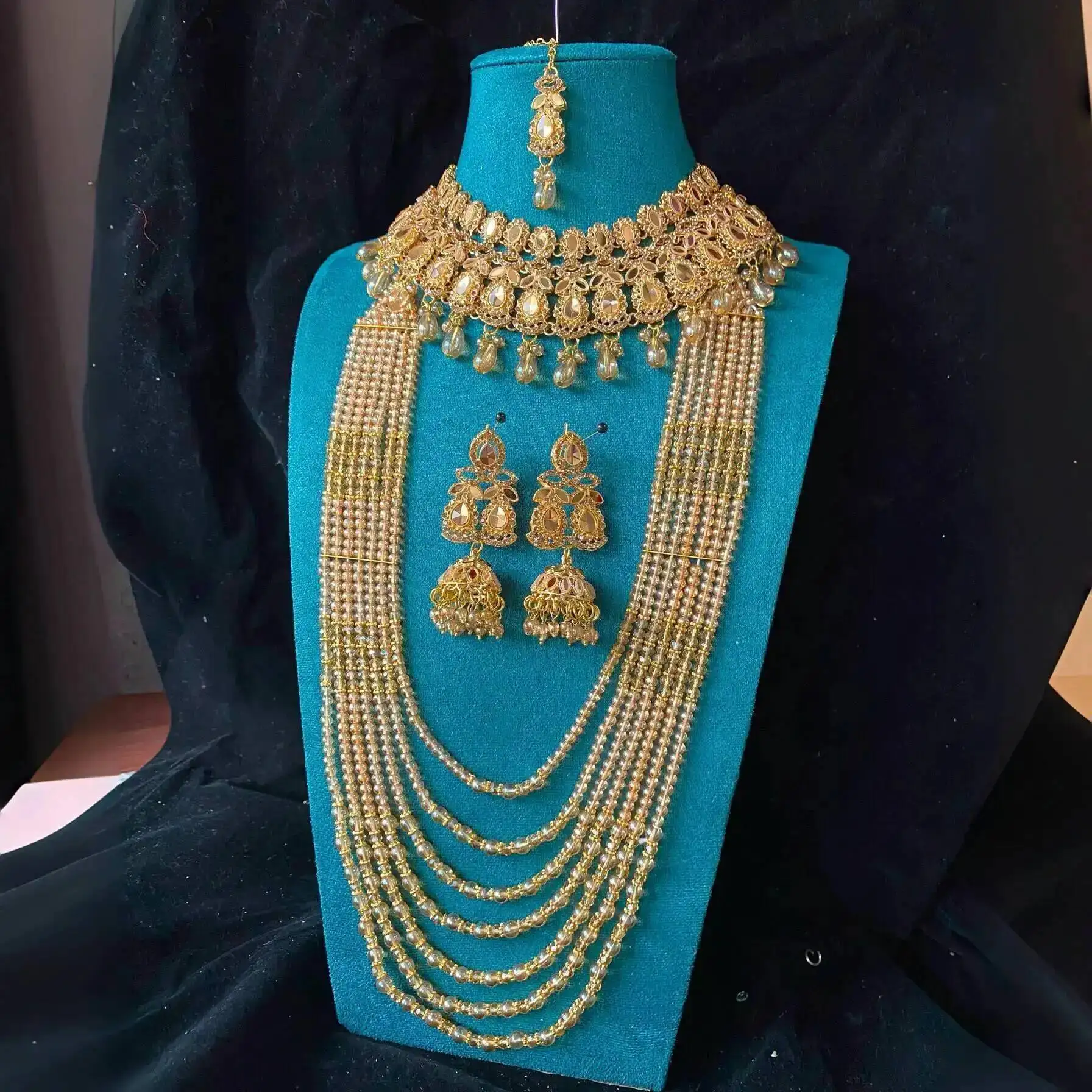 Indian and Pakistani Jewelry Set Decorations Exotic Style Studio Photo Wedding Bride Ancient Style Belly Dance - Image 12