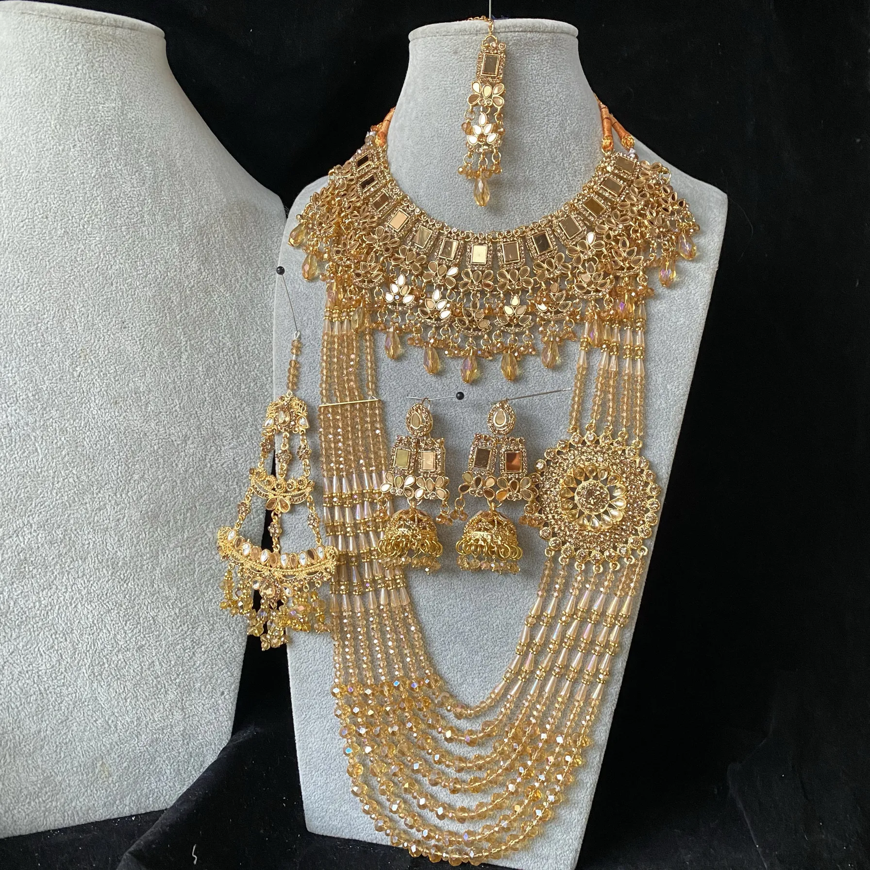 Indian and Pakistani Jewelry Set Decorations Exotic Style Studio Photo Wedding Bride Ancient Style Belly Dance - Image 11