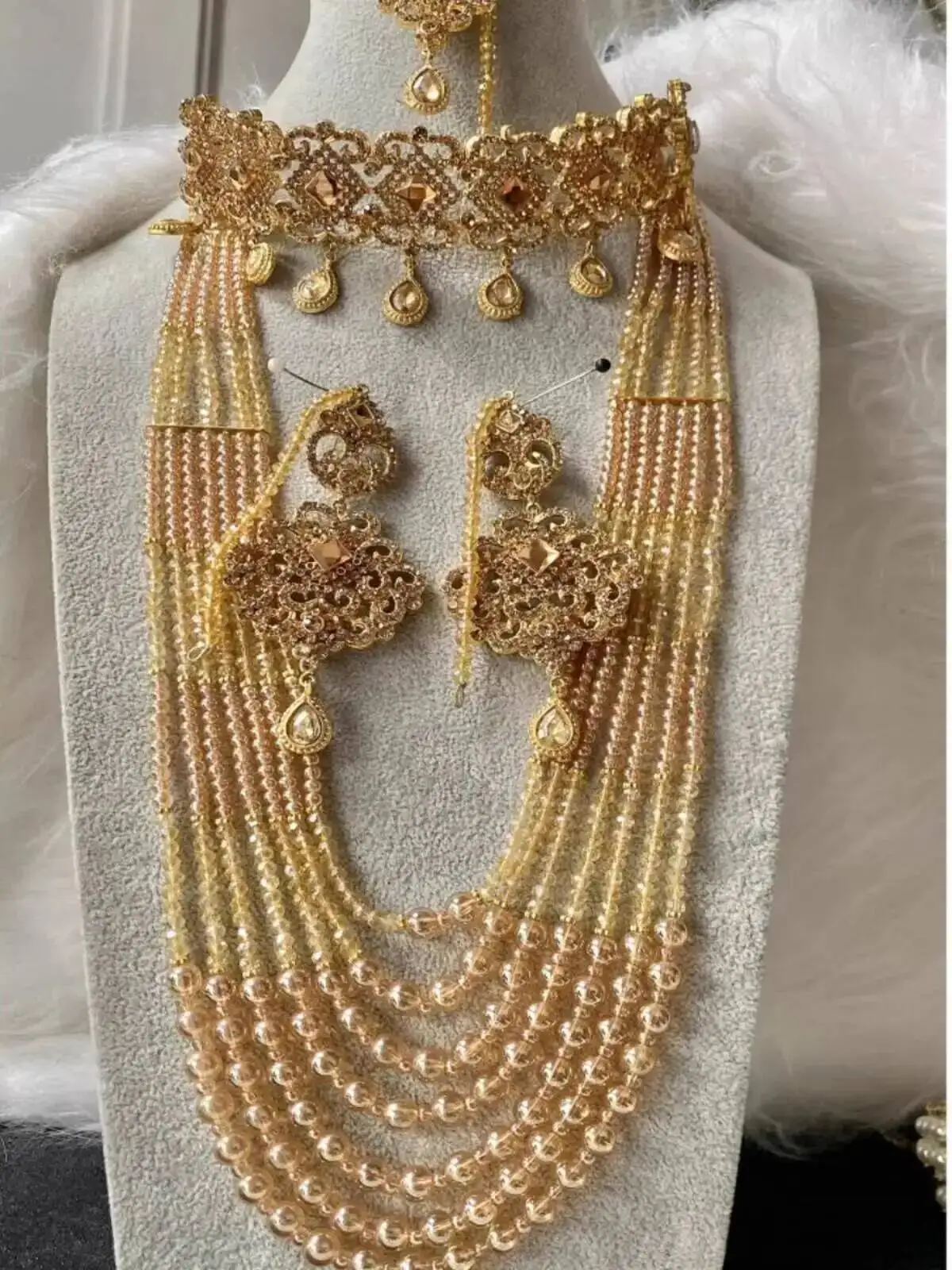 Indian and Pakistani Jewelry Set Decorations Exotic Style Studio Photo Wedding Bride Ancient Style Belly Dance - Image 2