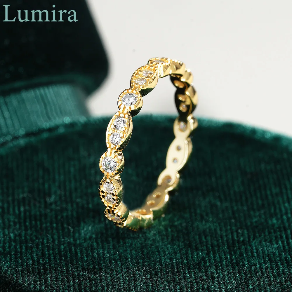 Lumira Elegant Real 18K Gold Ring Set with Moissanite Luxury for Women Fashion Wedding Party Charm Jewelry Band